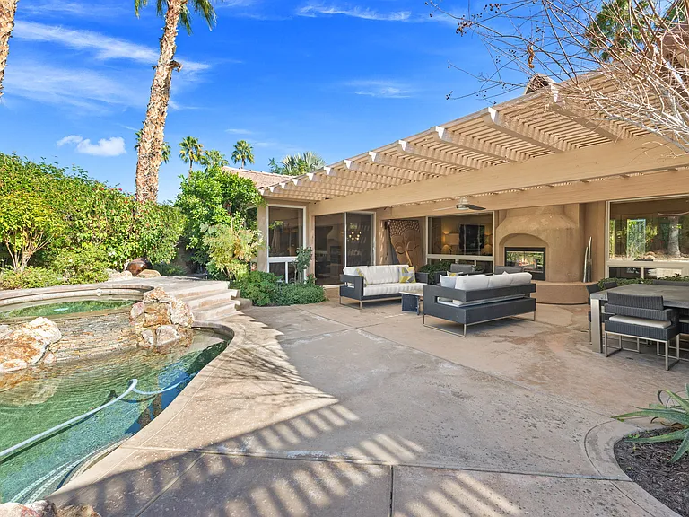 49105 Casa Del Rio — Photo 43