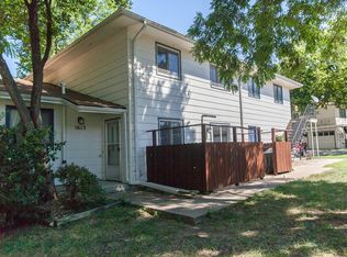 1613 Woodoak Ct, Manhattan, KS 66502