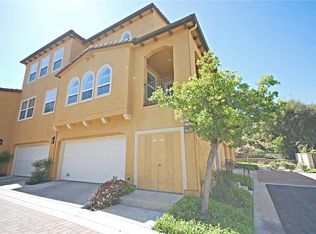 27057 Fairway Ln, Valencia, CA 91381