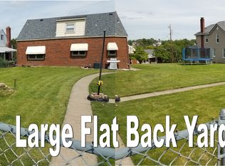 49 Leet St, Washington, PA 15301