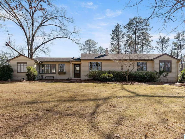 2421 Kenvil Cir, Birmingham, AL 35243