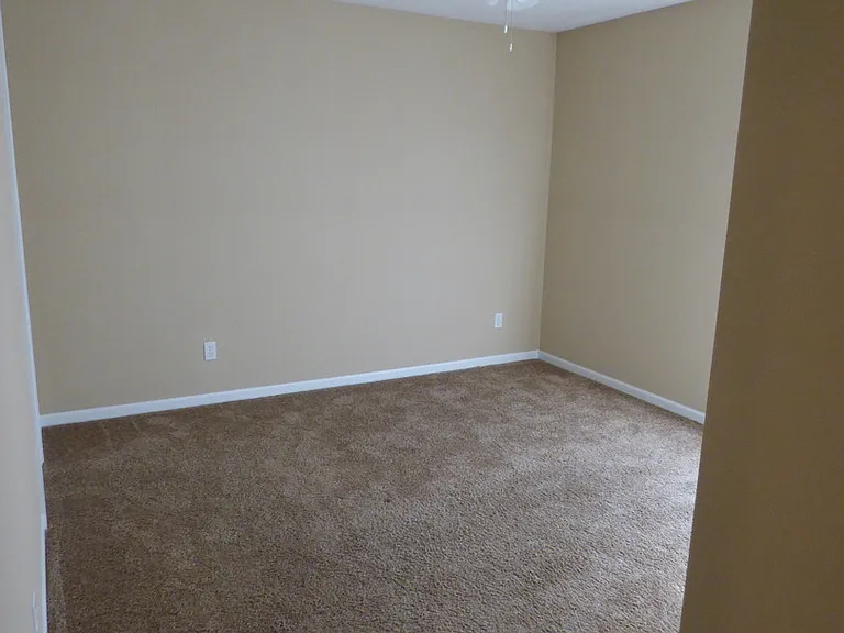 115 N Garth Ave — Photo 13