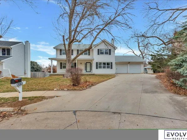 13003 S 33rd Cir, Bellevue, NE 68123