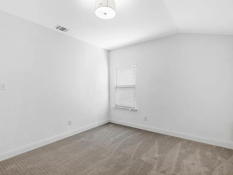 228 Sunset Ln — Photo 38