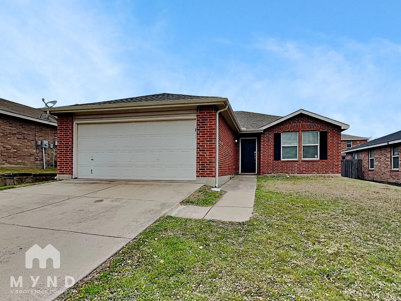 3 bed, 2.0 bath, 1394 sqft — Photo 1