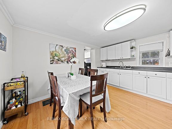 4th image of 152 Townline Rd E