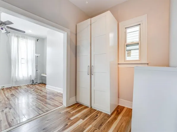 85 Stuyvesant Avenue image 8 of 18