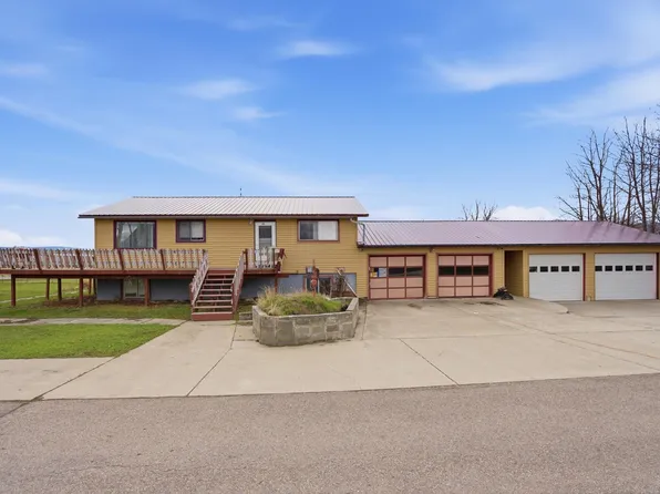 601 Somers Rd, Somers, MT 59932