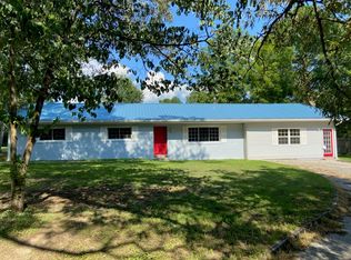 366 Arrowhead Dr NE, Dalton, GA 30721