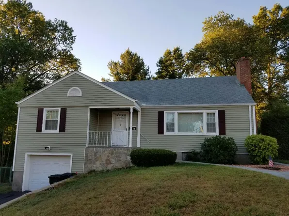 37 Greystone Rd, West Hartford, CT 06107