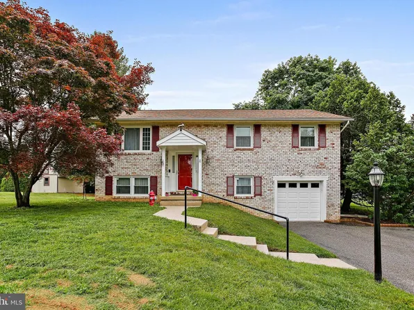 2419 Cedarhurst Dr, Reisterstown, MD 21136