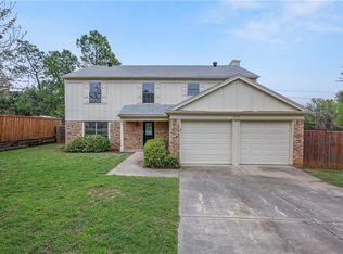 2192 Erwin Dr, Euless, TX 76039