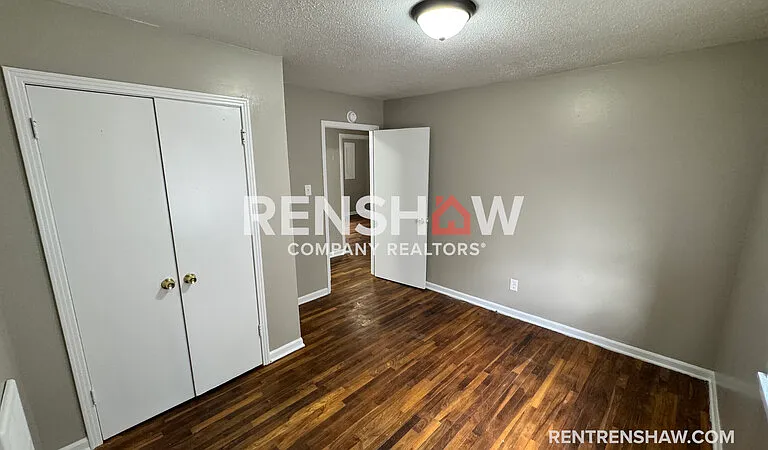 249 Navy Dr — Photo 7