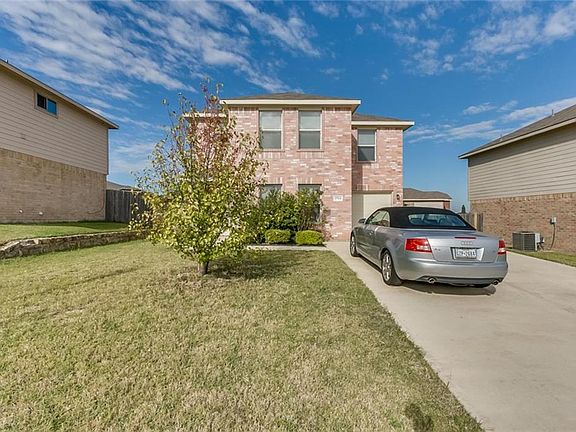 3rd image of 3713 Venera St