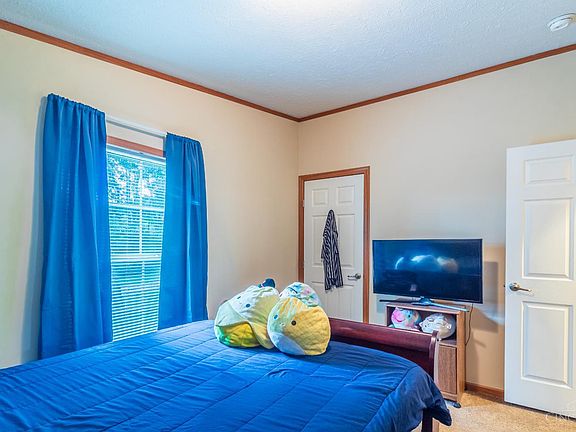 5th image of 831 Tom Brown Rd