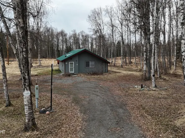 14890 N Willow Station Rd, Willow, AK 99688