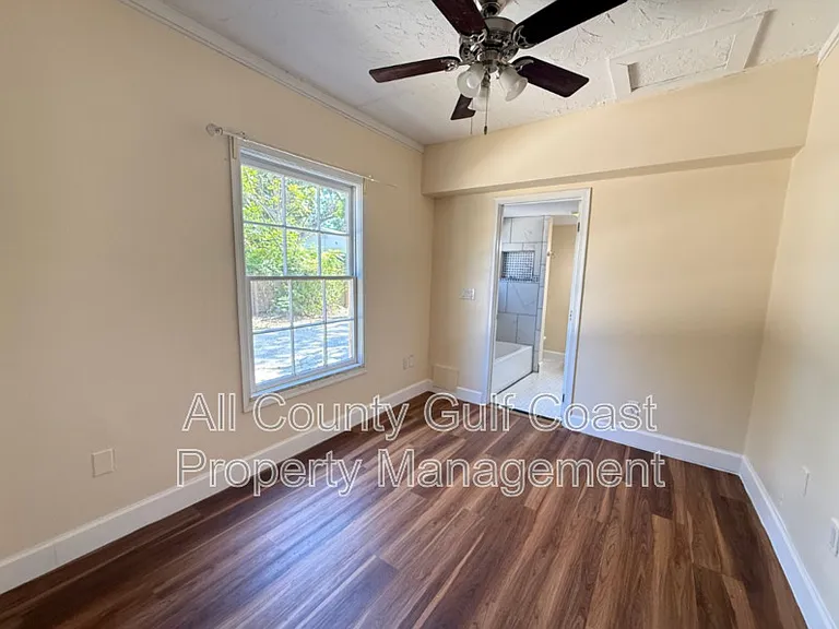 3817 Rilma Ave — Photo 4