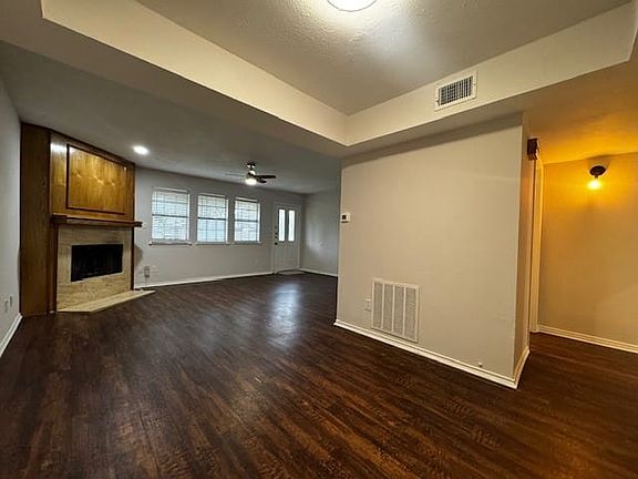 5th image of 1118 Kathy Ln