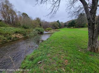 3258 Lyon St, Clifford Township, PA 18470