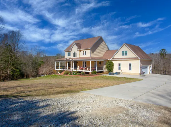 1738 Christian Light Rd, Fuquay Varina, NC 27526