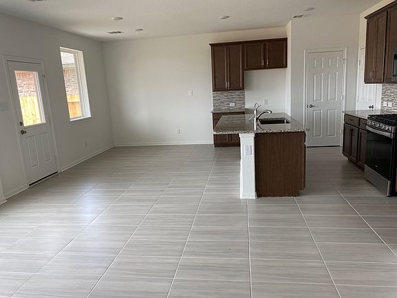 4th image of 26026 Windy Prairie Ct #Dvdq94
