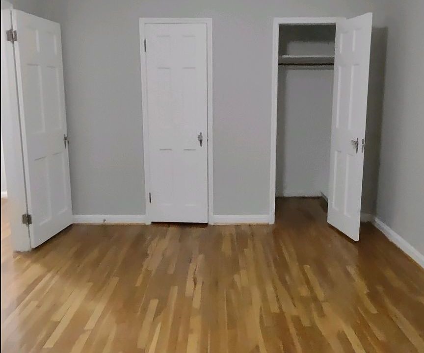 1st image of 12021 Edgewater Dr APT 409