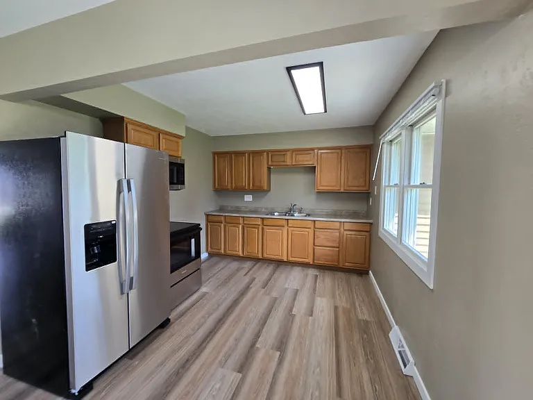 1120 Maple St #1120 — Photo 4