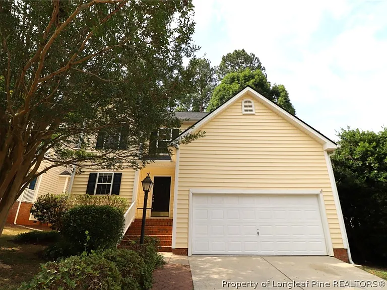 2628 Farlow Gap Ln — Photo 1