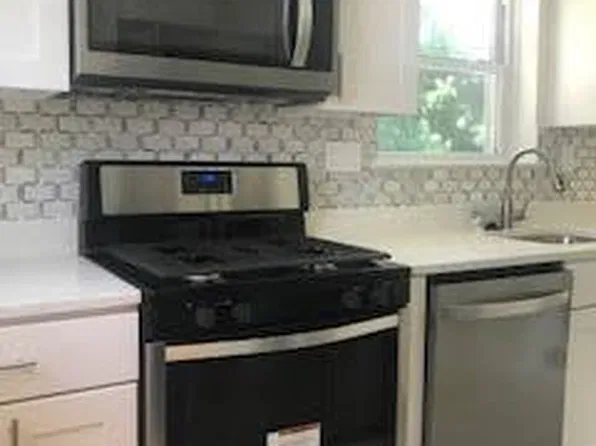 5811 87th Ave, Hyattsville, MD 20784