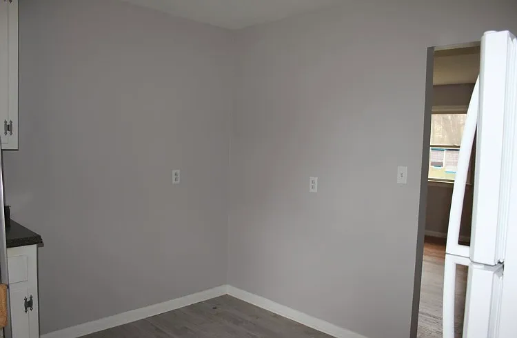 217 Hubbard Ln — Photo 3