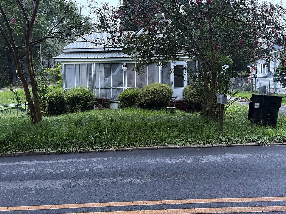 1st image of 810 Peachtree St