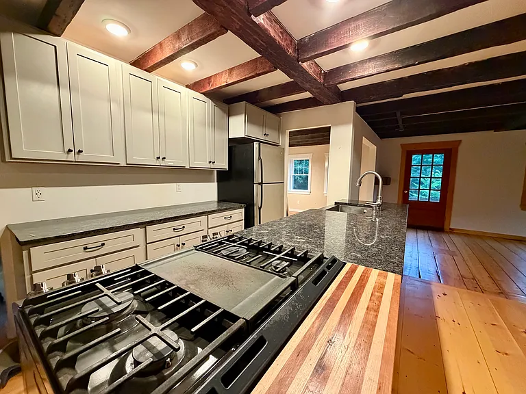 111 Machia Hill Rd — Photo 6
