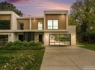 1603 Leaird Dr, Ann Arbor, MI 48105