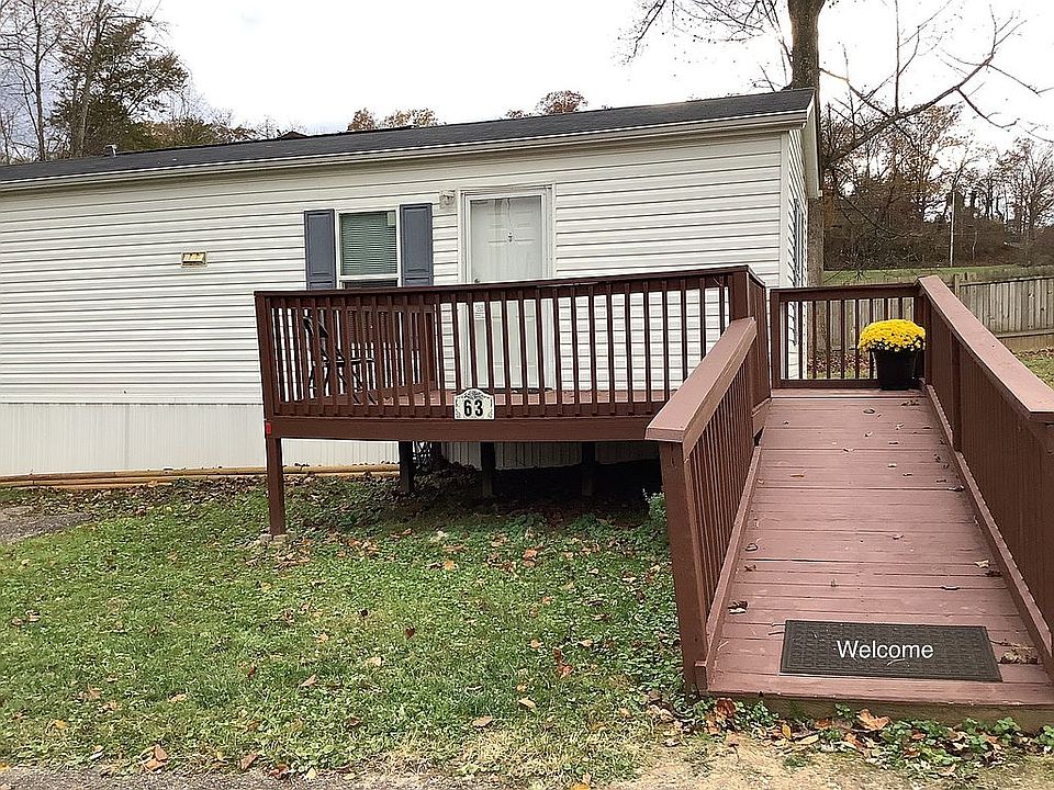 Home 14'x48'    .74 Acre