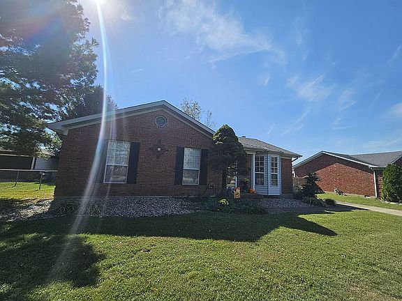 4th image of 245 Love Ave