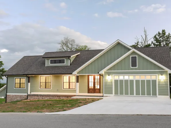 135 Blue Sky Dr, Dayton, TN 37321