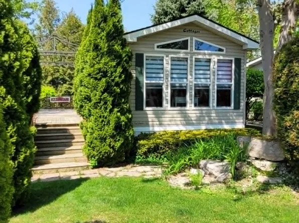 77307 Bluewater Hwy #32, Central Huron, ON N0M 1G0
