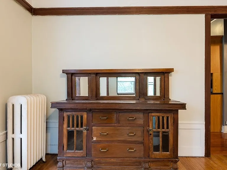 1253 W Byron St #2 — Photo 6