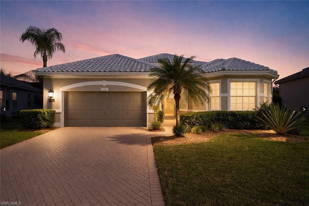 19427 Silver Oak DR