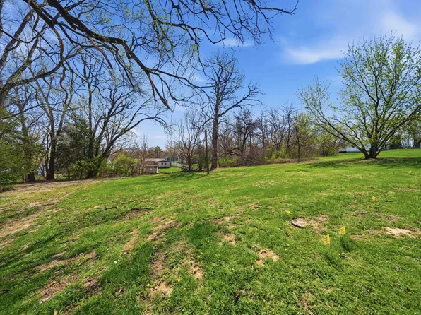 1636 N Norwood Blvd, Peoria, IL 61604