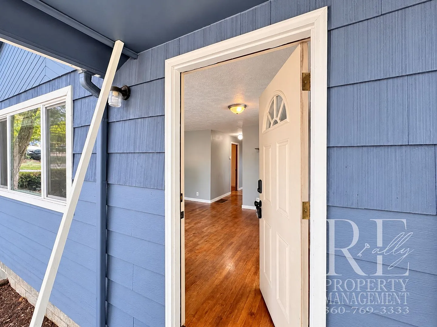 Charming 2-Bedroom Home with Original Hardwood Floors, Fenced Backyard & Abundant Storage — Photo 2