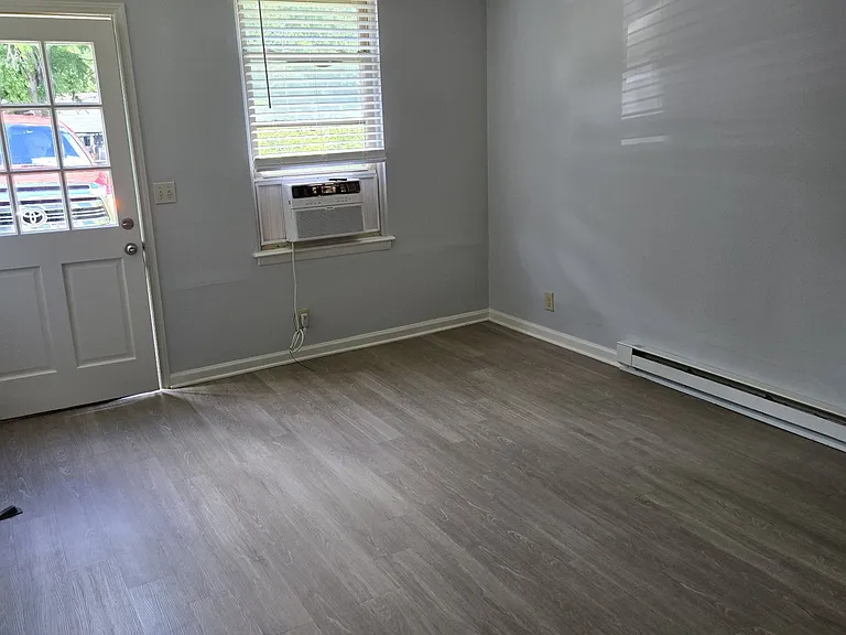 239 Elm St — Photo 2