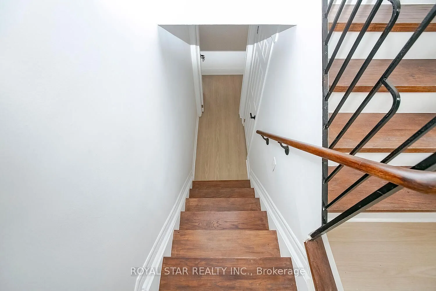3 bed, $3,500 — Photo 2