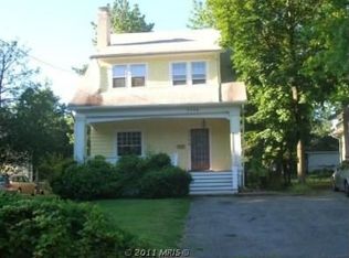 3708 Raymond St, Chevy Chase, MD 20815