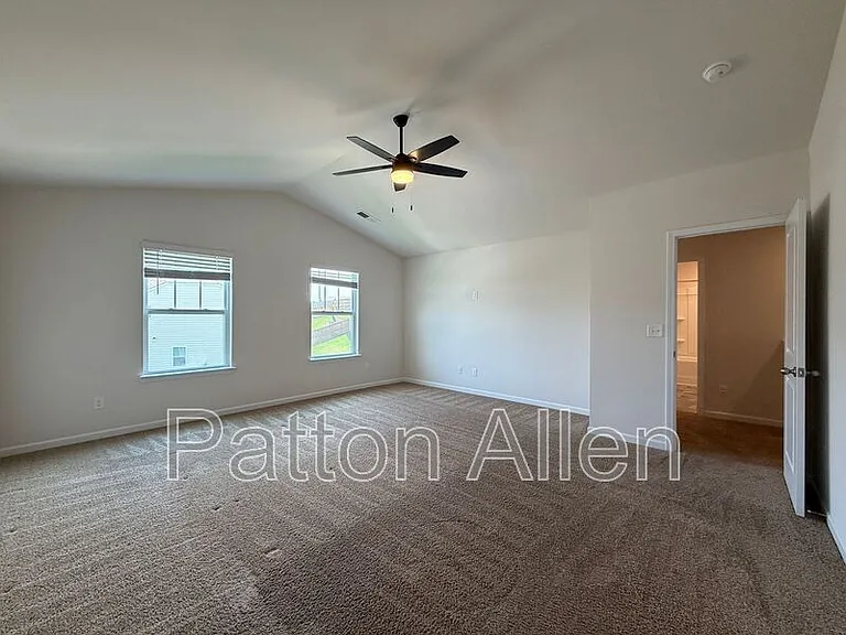 138 Marathon Ln — Photo 14