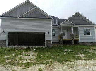 141 Pleasant View Ln, Benson, NC 27504