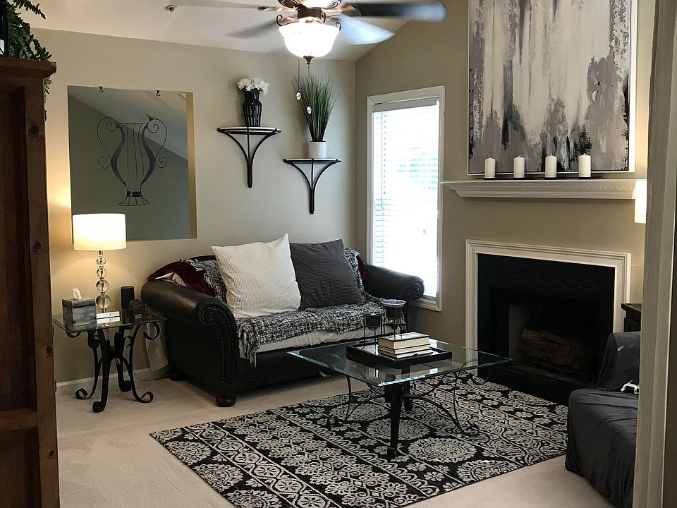 1st image of 2130 River Heights Walk SE