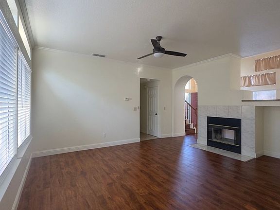 3rd image of 8694 Bluefield Way