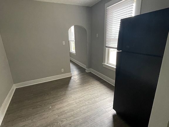 3rd image of 91 McGovern Blvd #2