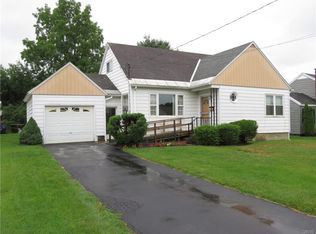 18 Henry St, Mohawk, NY 13407